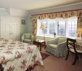 Snowdonia View bedroom at Bodysgallen Hall Snowdonia View bedroom at Bodysgallen Hall