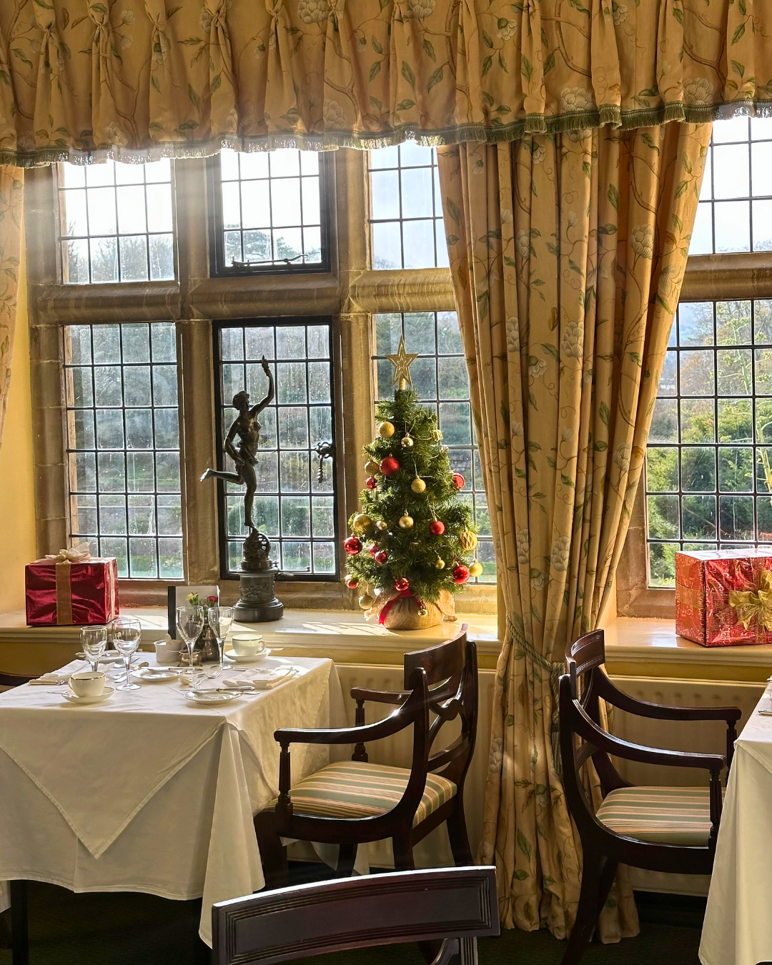 Festive Dining Room